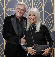 Helmut Schlotterer und seine Frau Ute Schlotterer bei der Ankunft @  Marc Cain Show anlässlich der Berlin Fashion Week Herbst /Winter 2020 in am 14.01.2020 in der Hauptstadtrepräsentant der Deutschen Telekom' in Berlin, Germany. (©Photo Franziska Krug/Getty Images für Marc Cain/image.net)